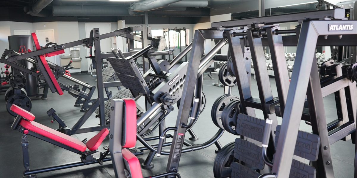 atlantis leg press, unilateral leg press, pendulum squat